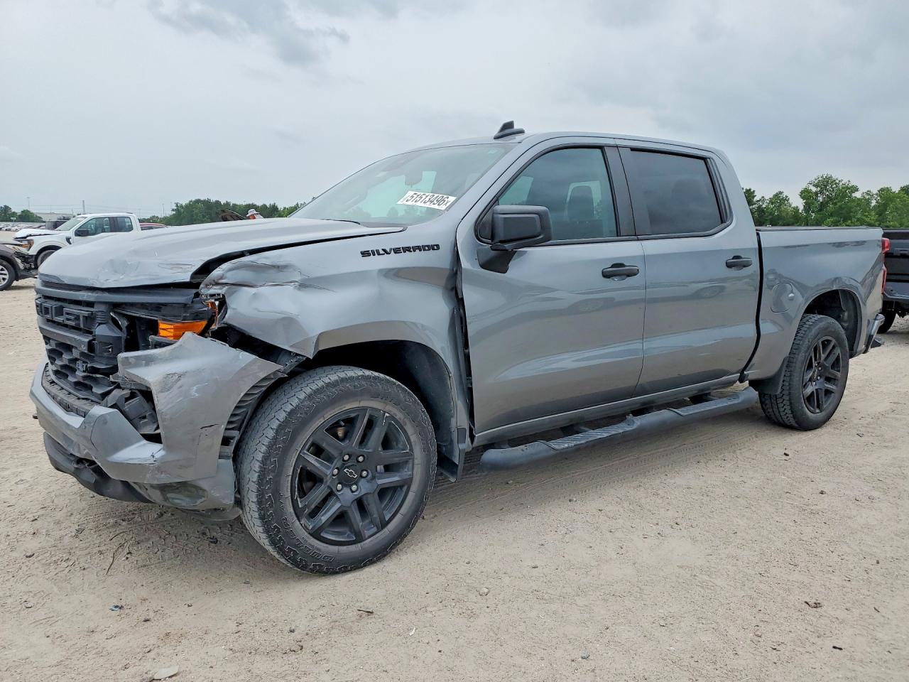 Salvage Chevrolet Silverado Image