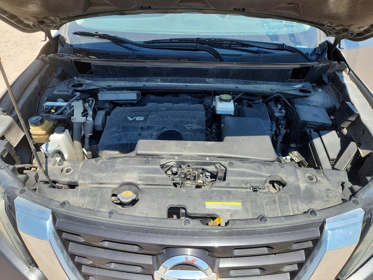Nissan Pathfinder Sv