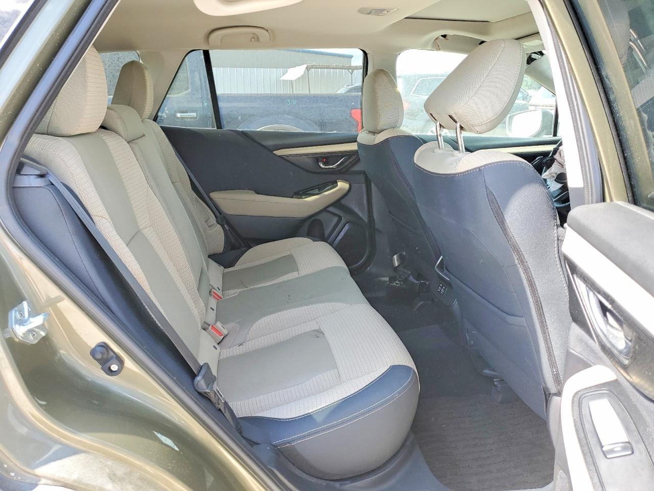 Subaru Outback Premium
