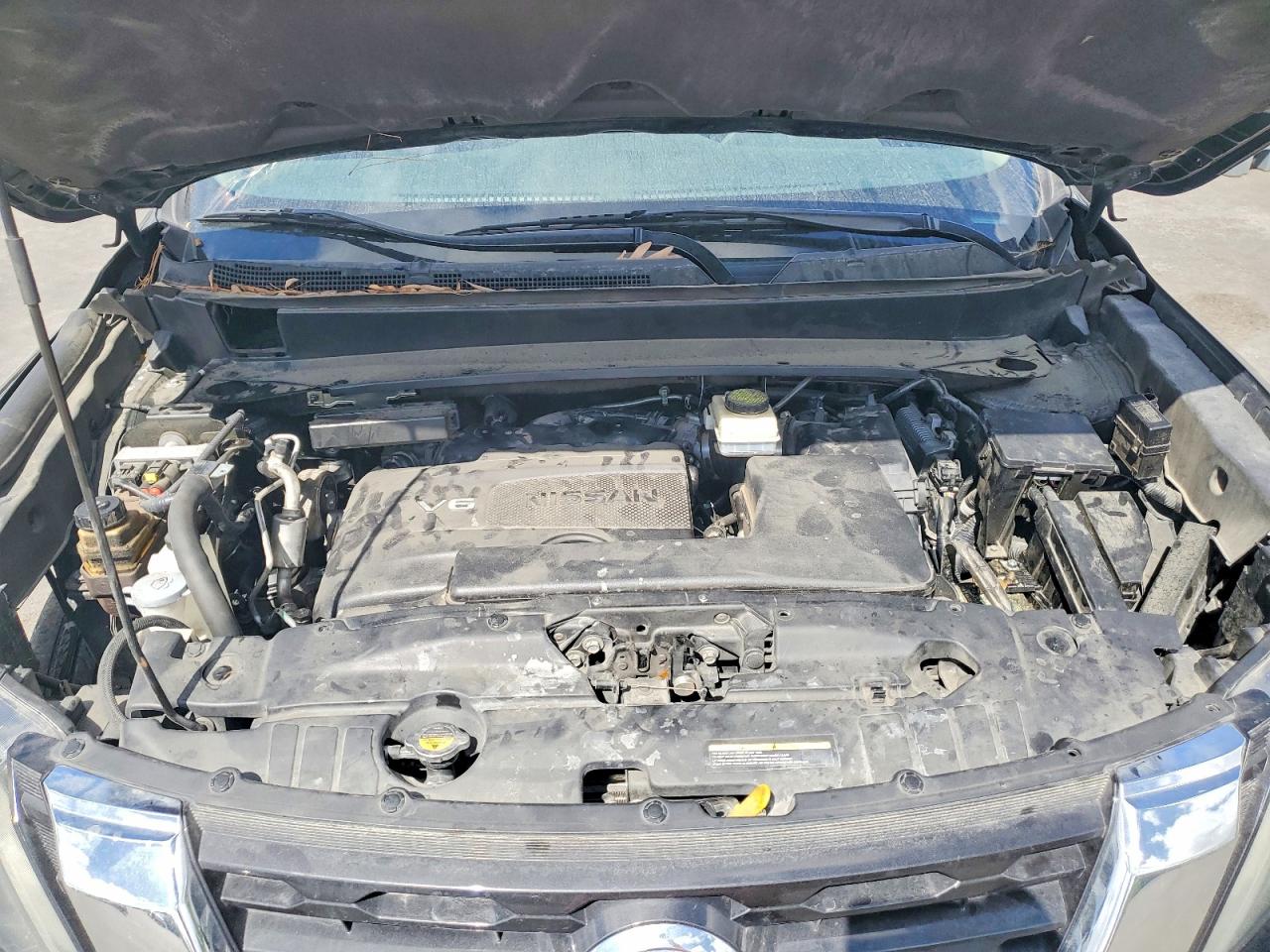 Nissan Pathfinder Sv