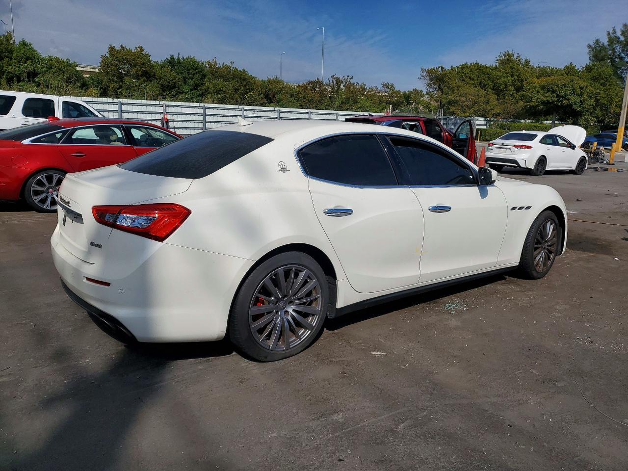 Maserati Ghibli S
