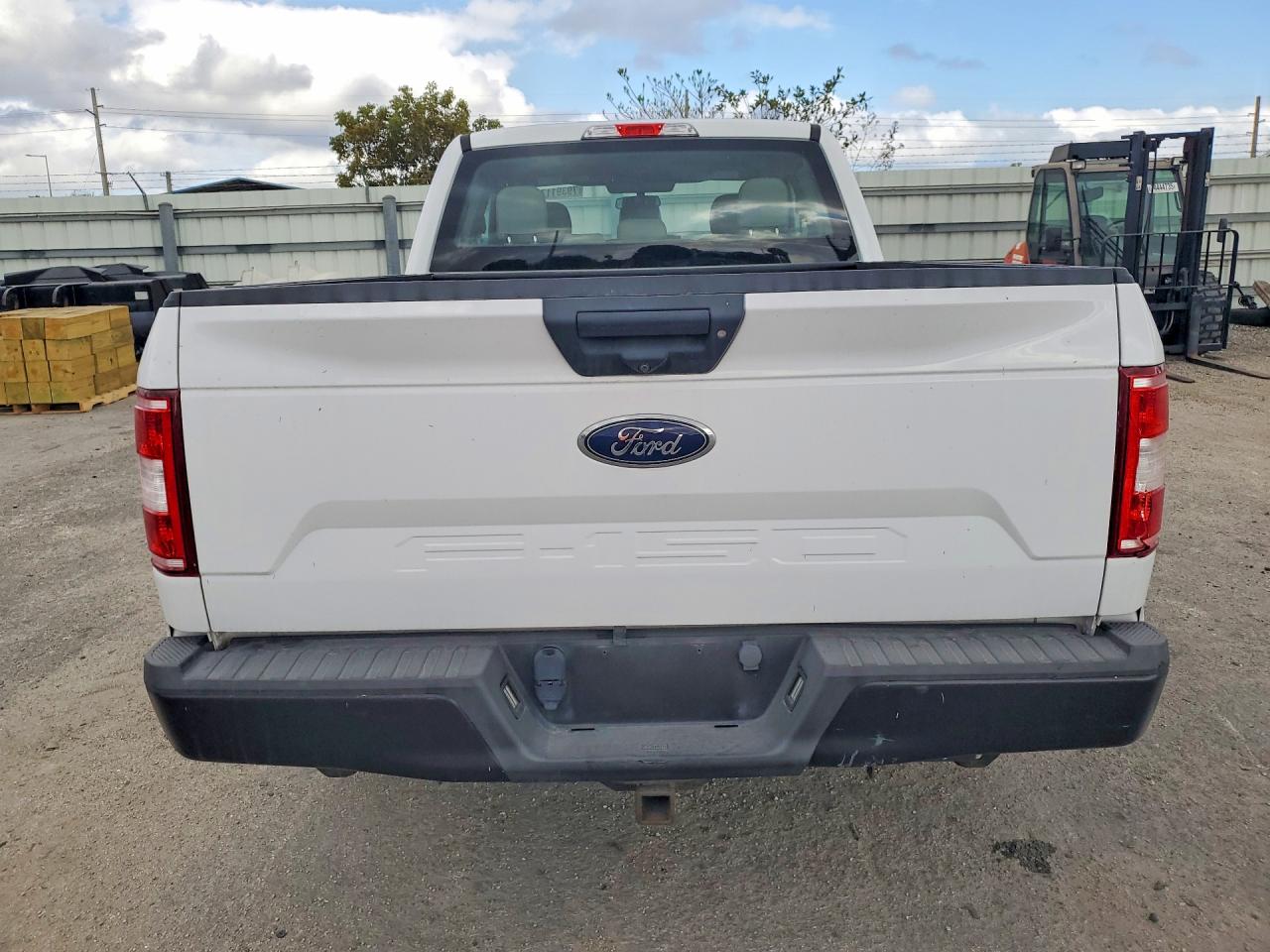 Ford F-150 Super Cab