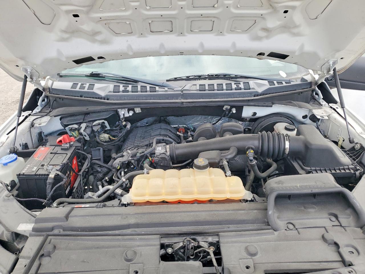 Ford F-150 Super Cab