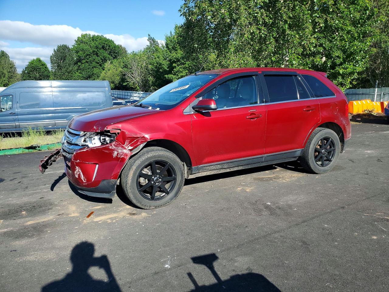 Salvage Ford Edge Image