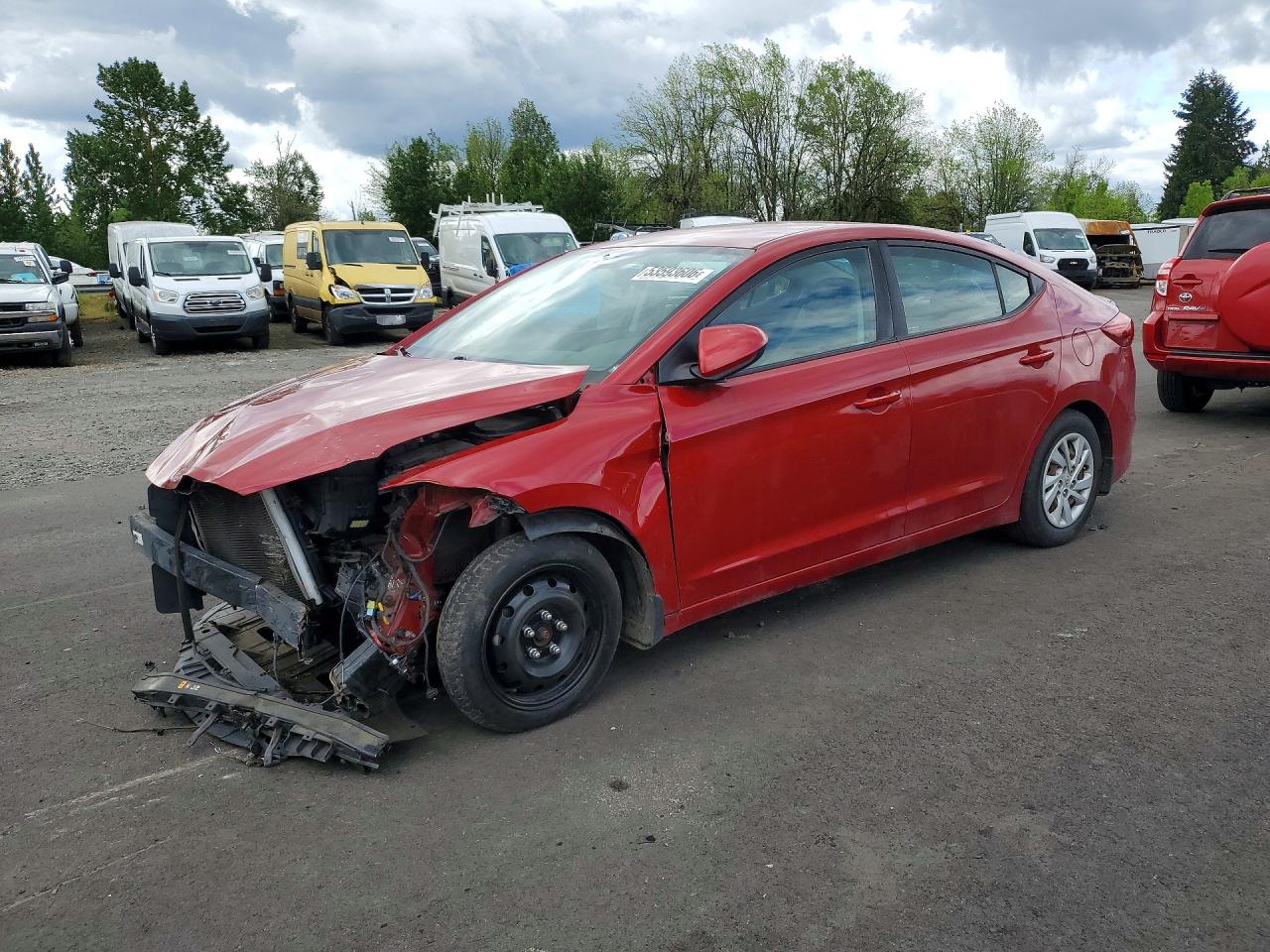 Salvage Hyundai ELANTRA Image