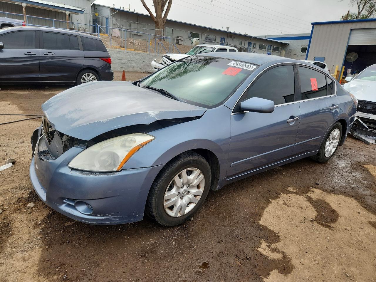 Salvage Nissan Altima Image