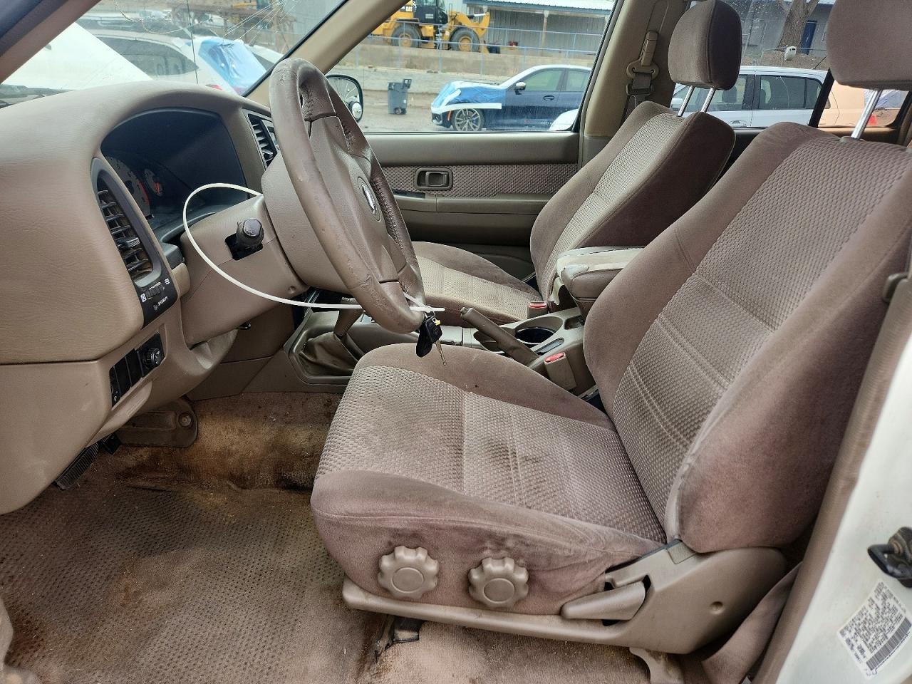 Nissan Pathfinder Se