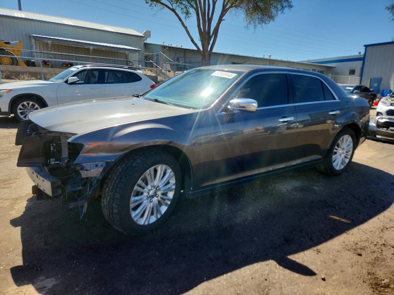 Salvage Chrysler 300 Image