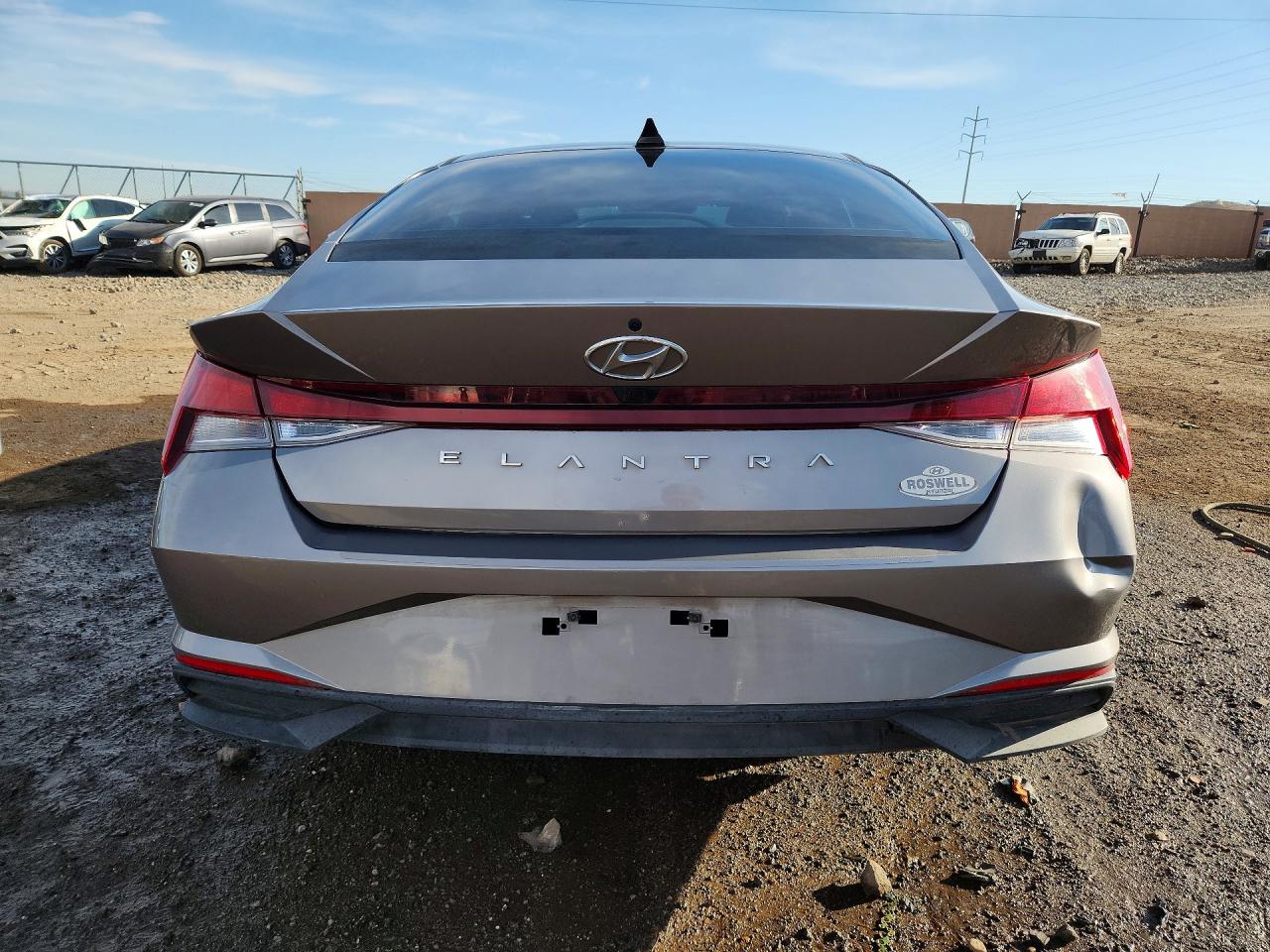 Hyundai ELANTRA Sel