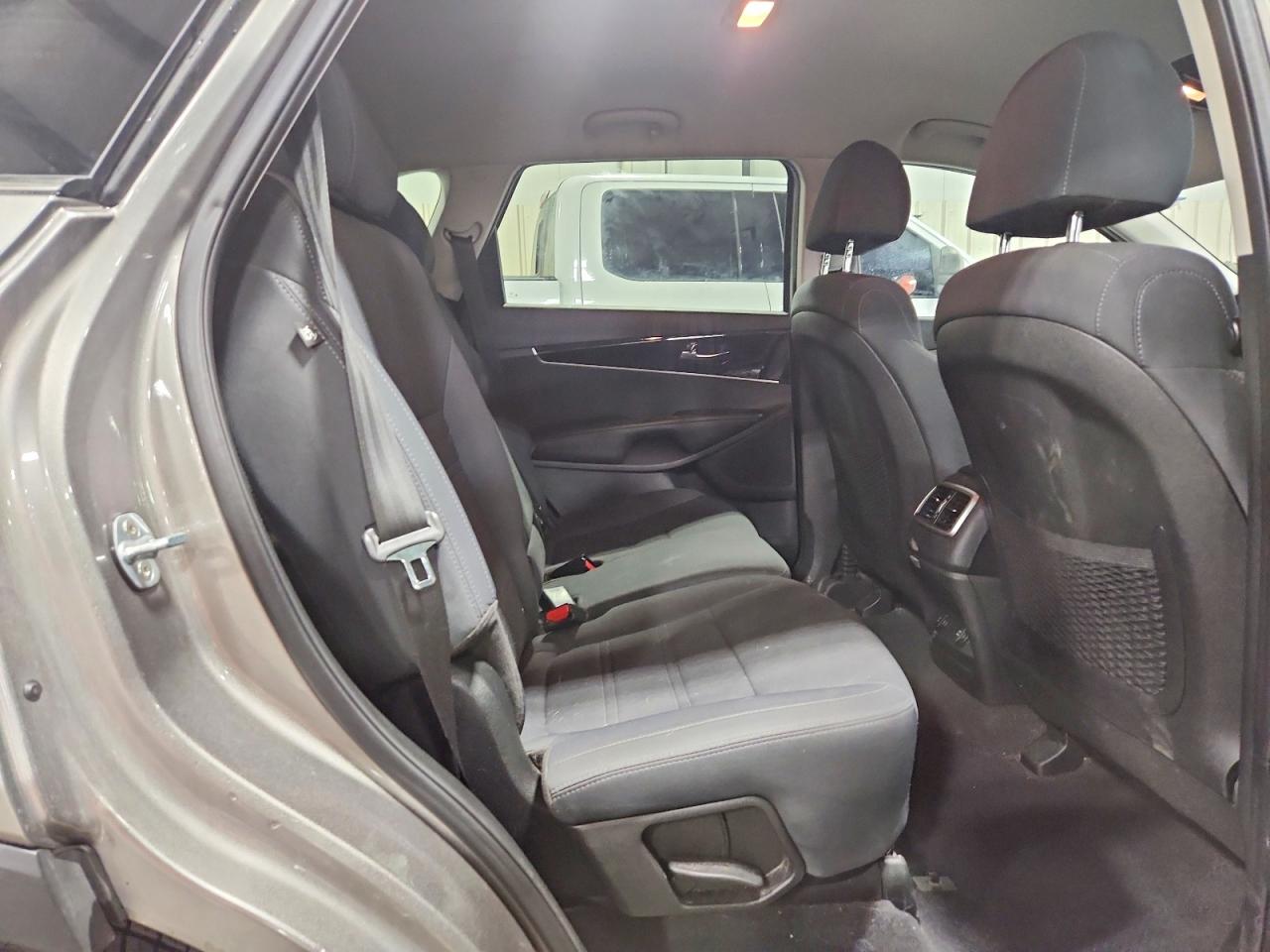 Kia Sorento Lx V6