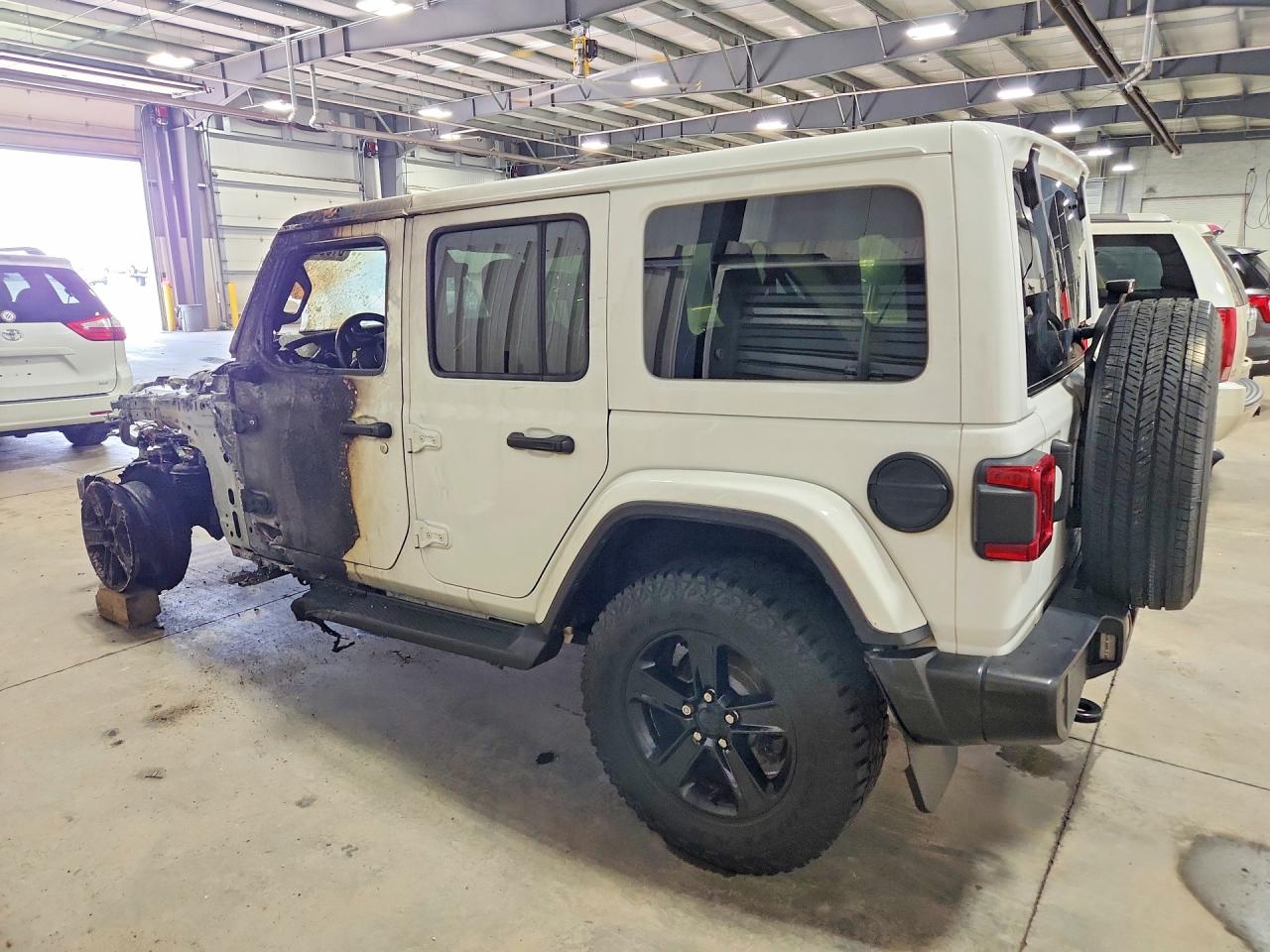 Jeep Wrangler Sahara