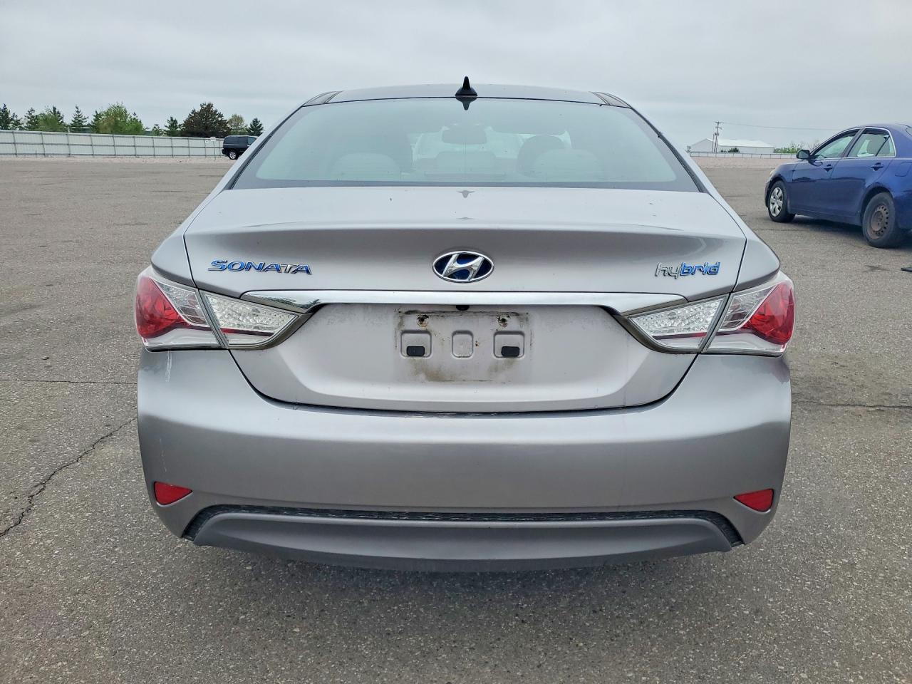 Hyundai SONATA Hybrid