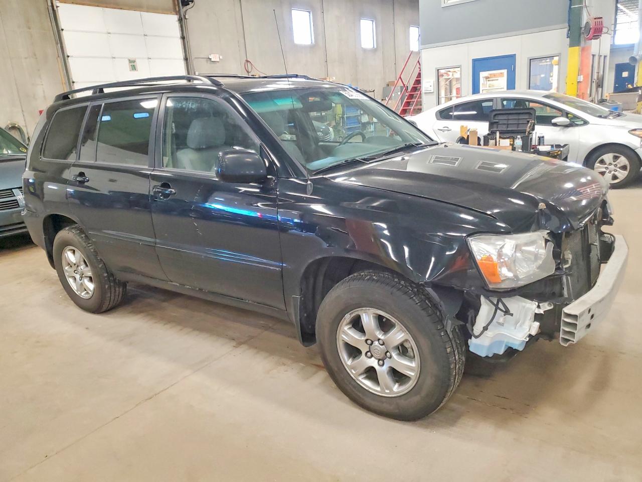 Toyota Highlander Base