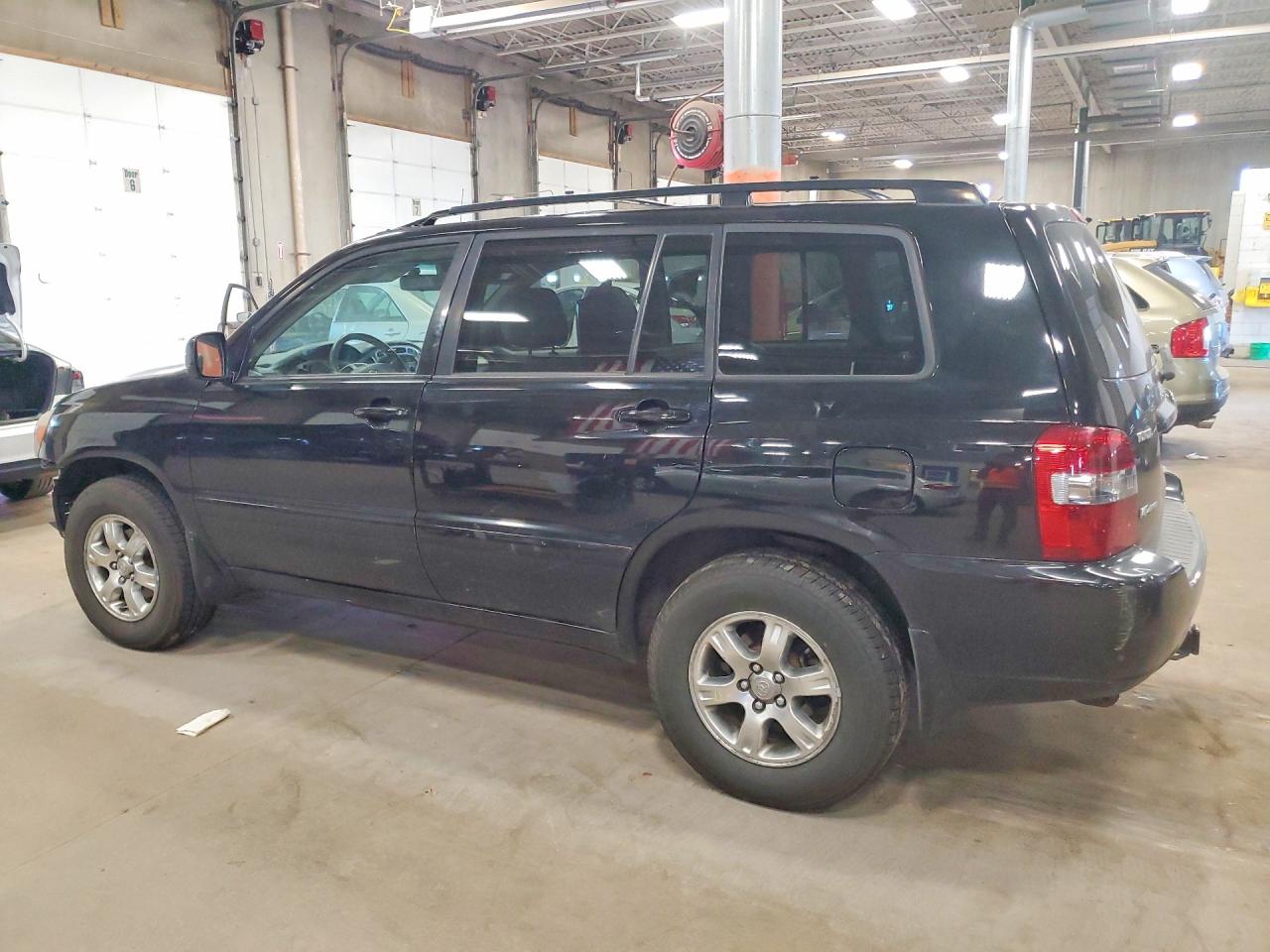 Toyota Highlander Base