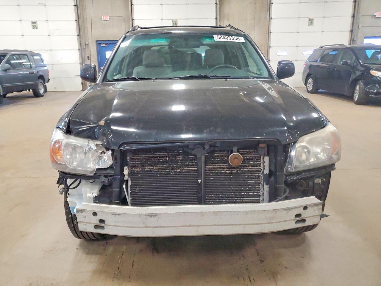 Toyota Highlander Base