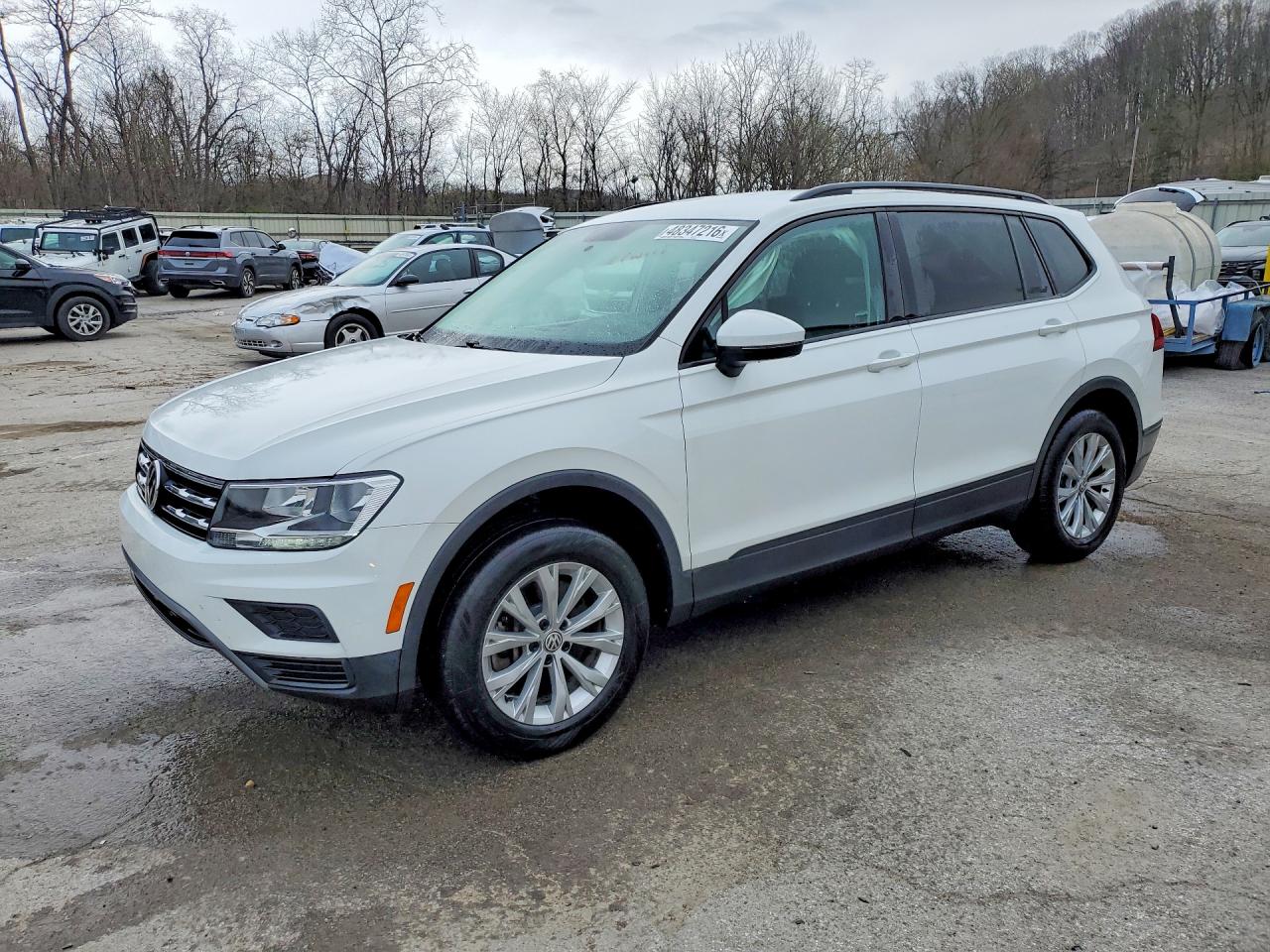 Salvage Volkswagen Tiguan Image