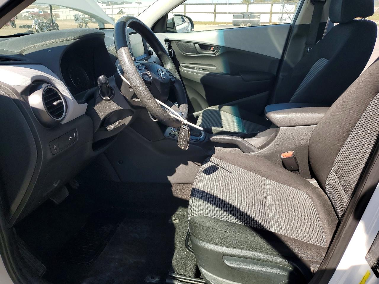 Hyundai KONA Se