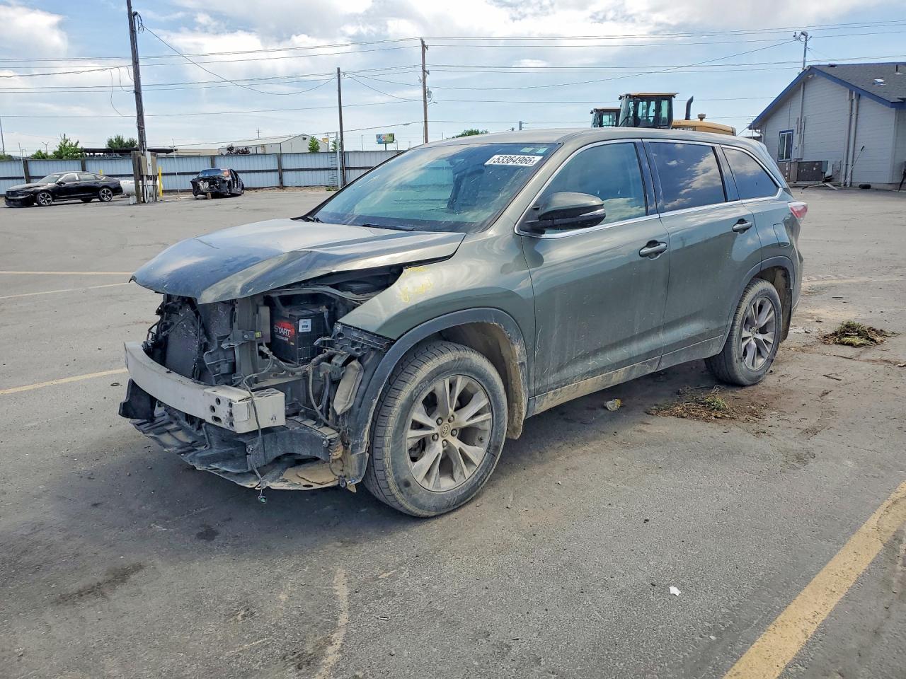 Salvage Toyota Highlander Image