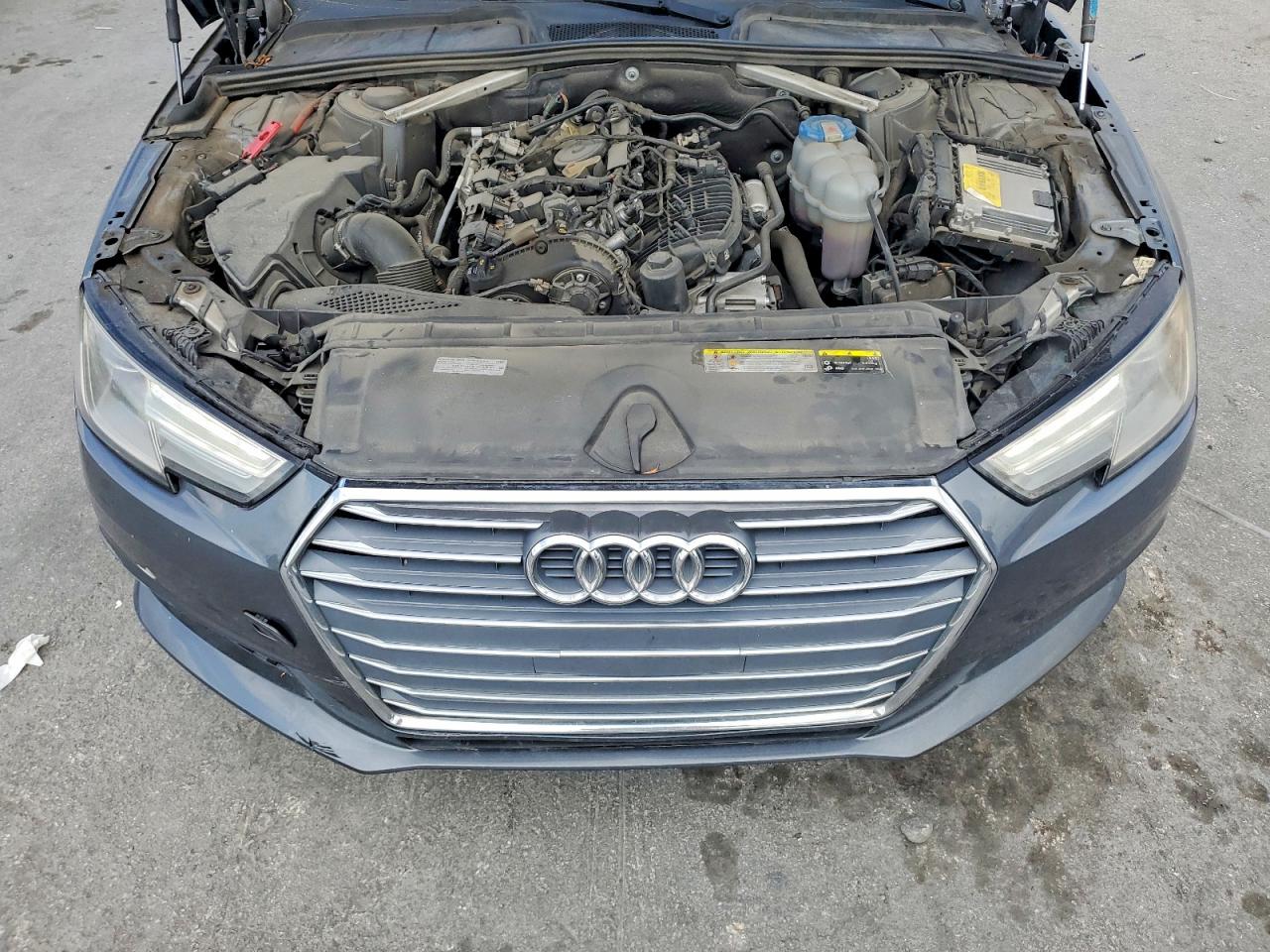 Audi A4 Premium