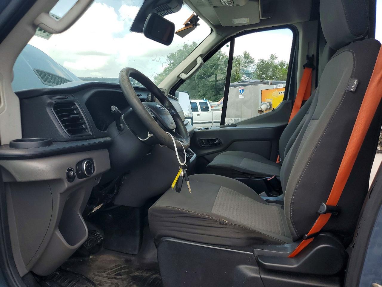 Ford Transit T-250