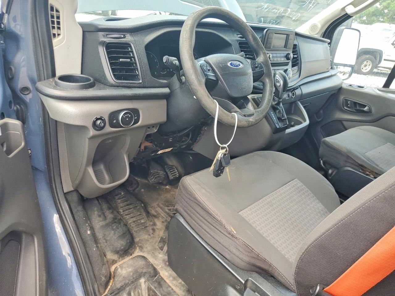 Ford Transit T-250