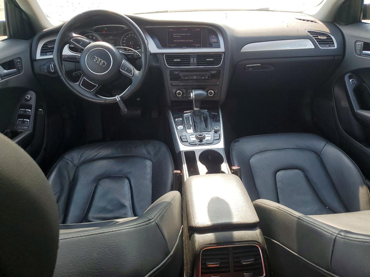 Audi A4 Premium S-line