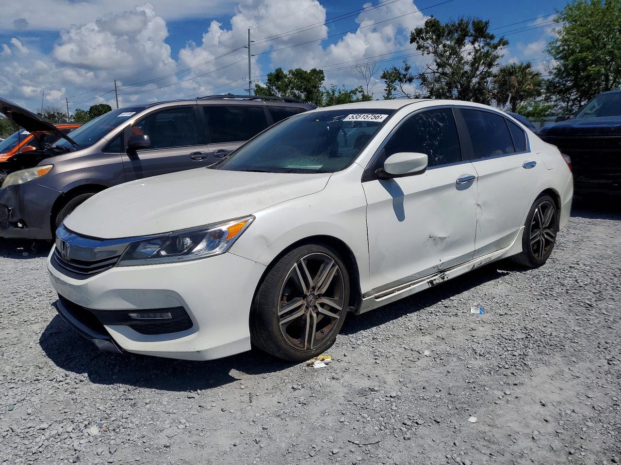 Salvage Honda Accord Image