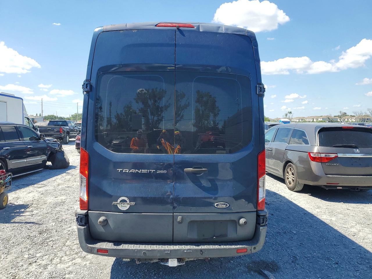 Ford Transit T-350