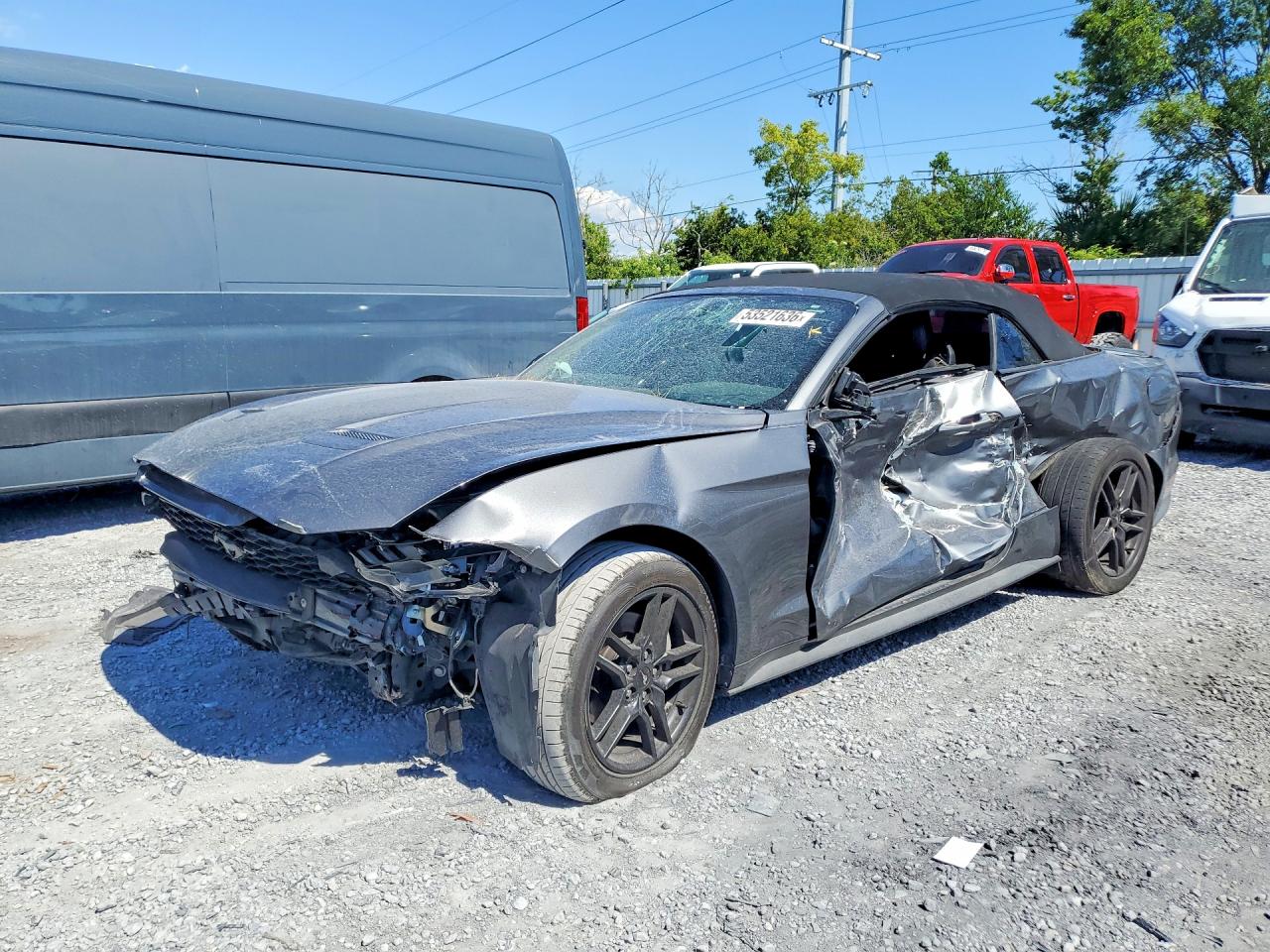 Salvage Ford Mustang Image