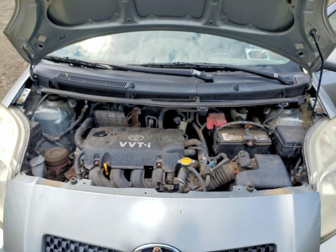 Toyota Yaris Base