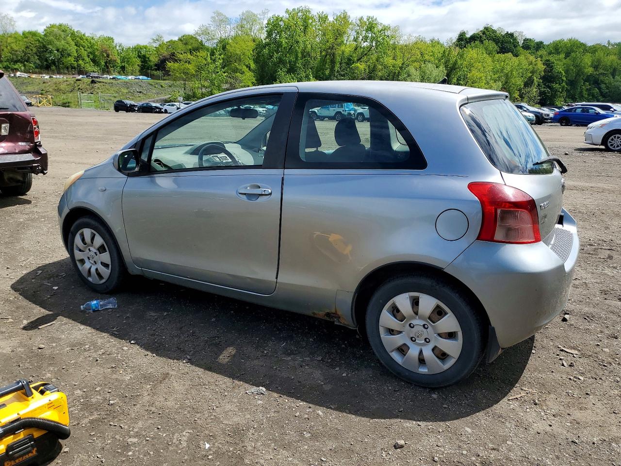 Toyota Yaris Base