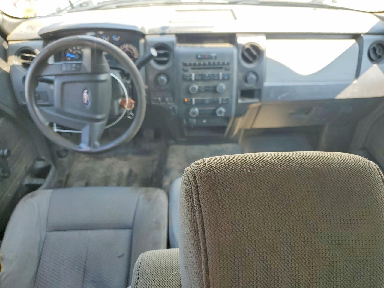 Ford F-150 Super Cab