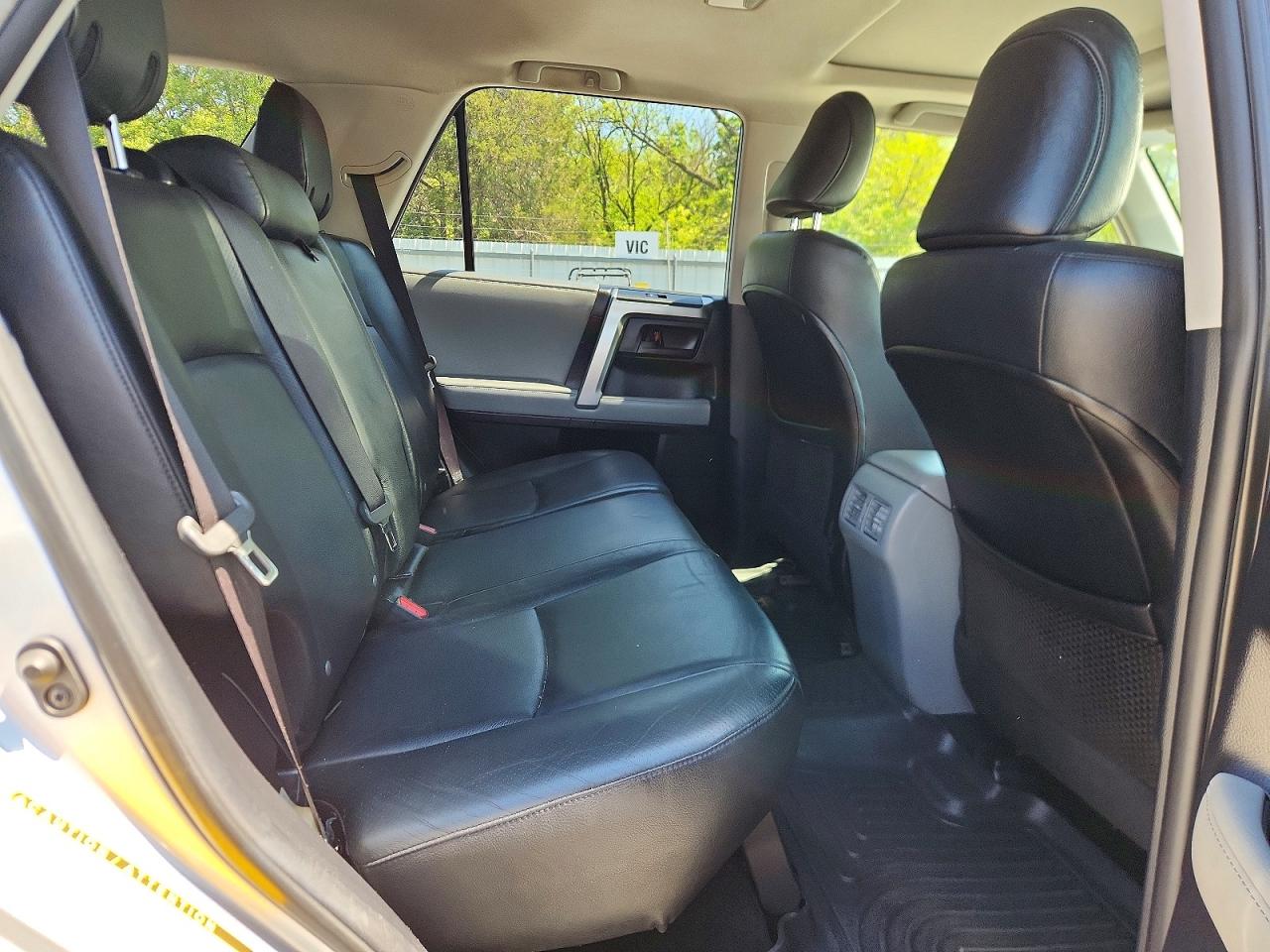 Toyota 4Runner Sr5