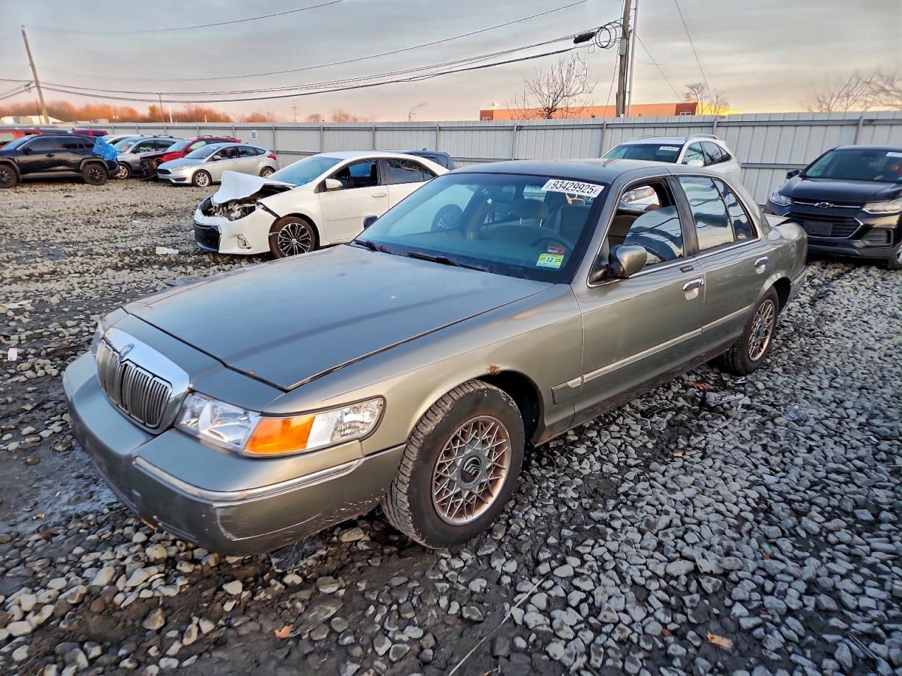 Salvage Mercury Grmarquis Image