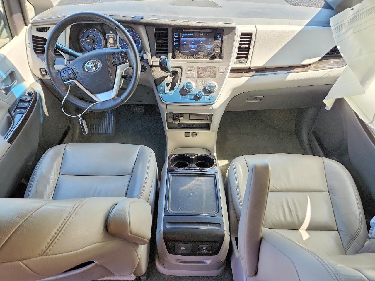 Toyota Sienna Xle Premium 7-passenger