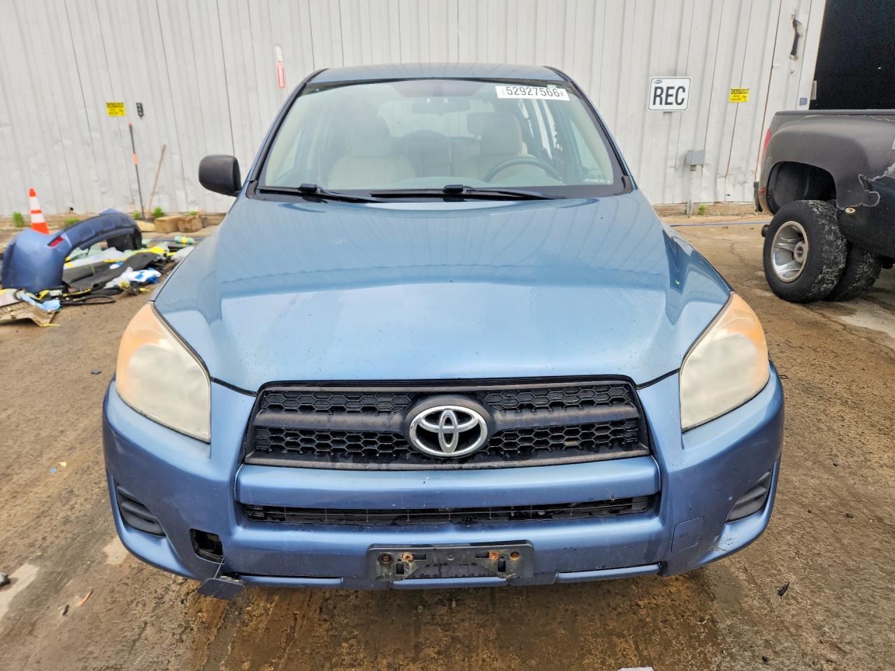 Toyota RAV4 Base