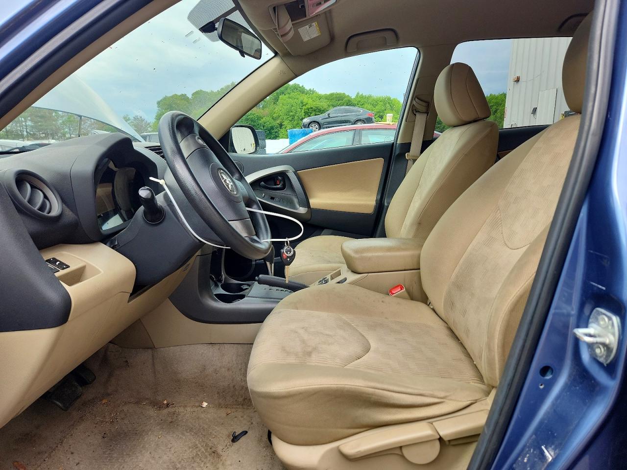 Toyota RAV4 Base