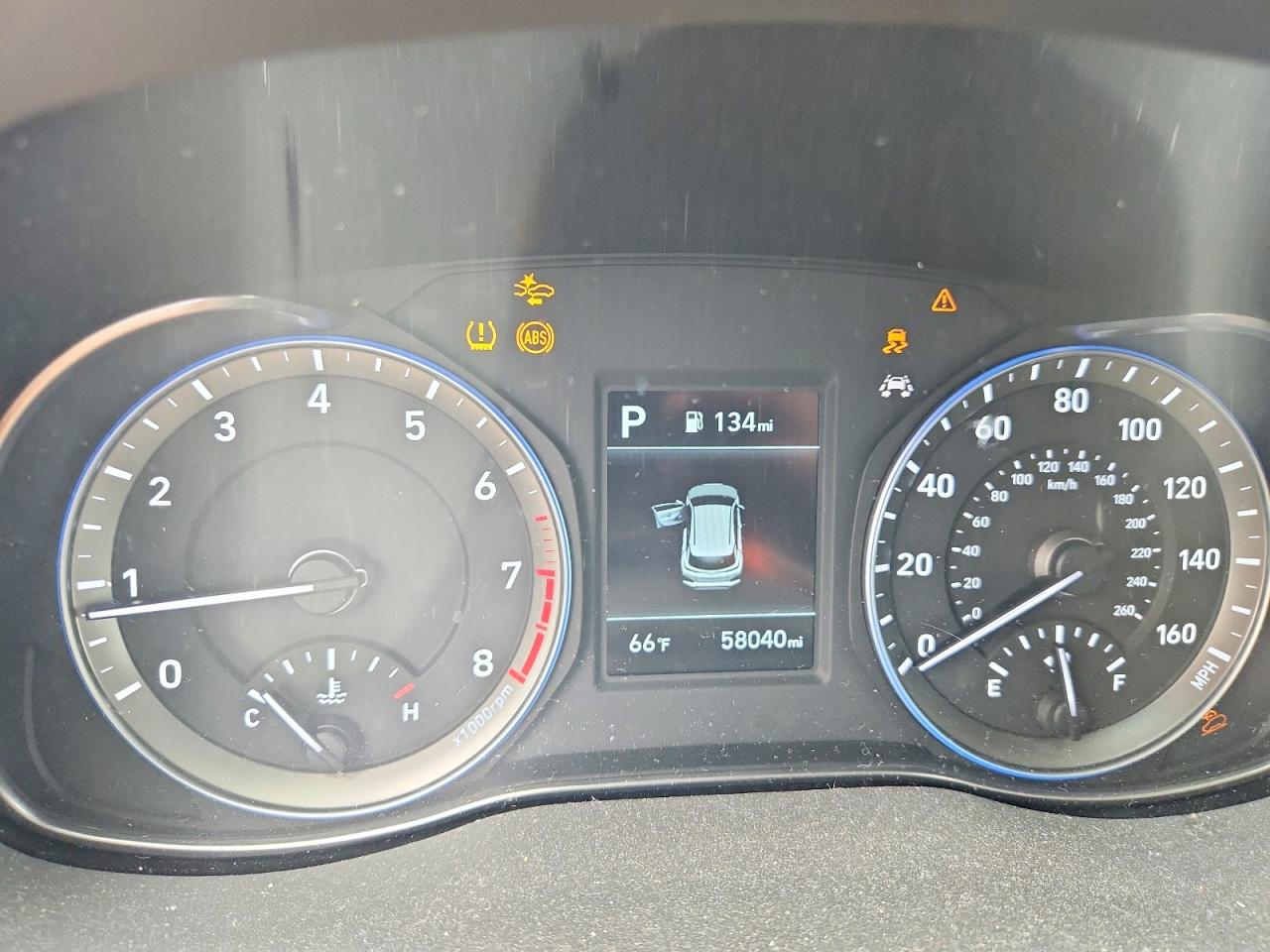 Hyundai KONA Se