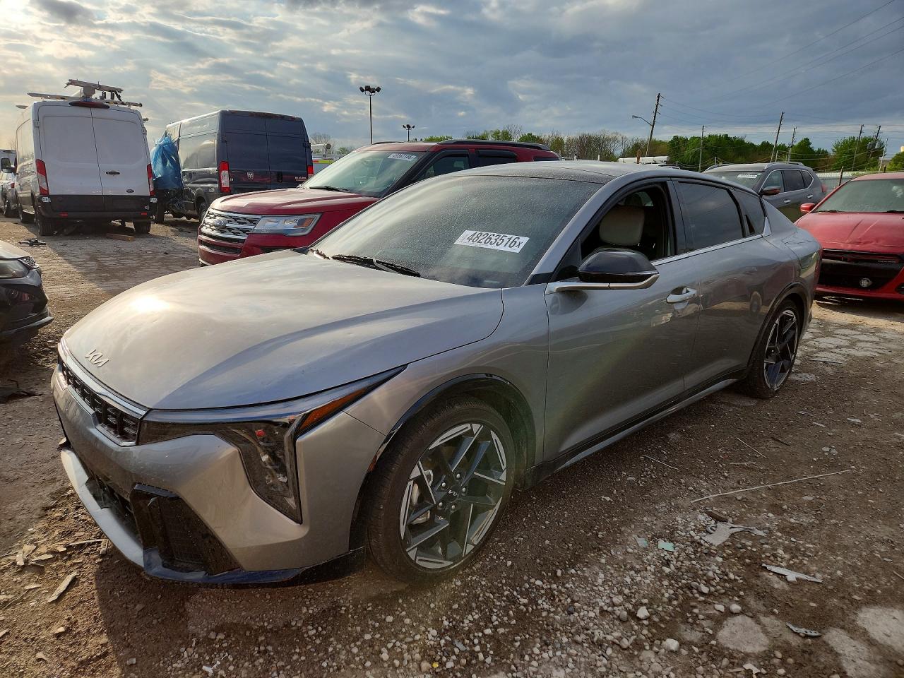 Salvage Kia K4 Image