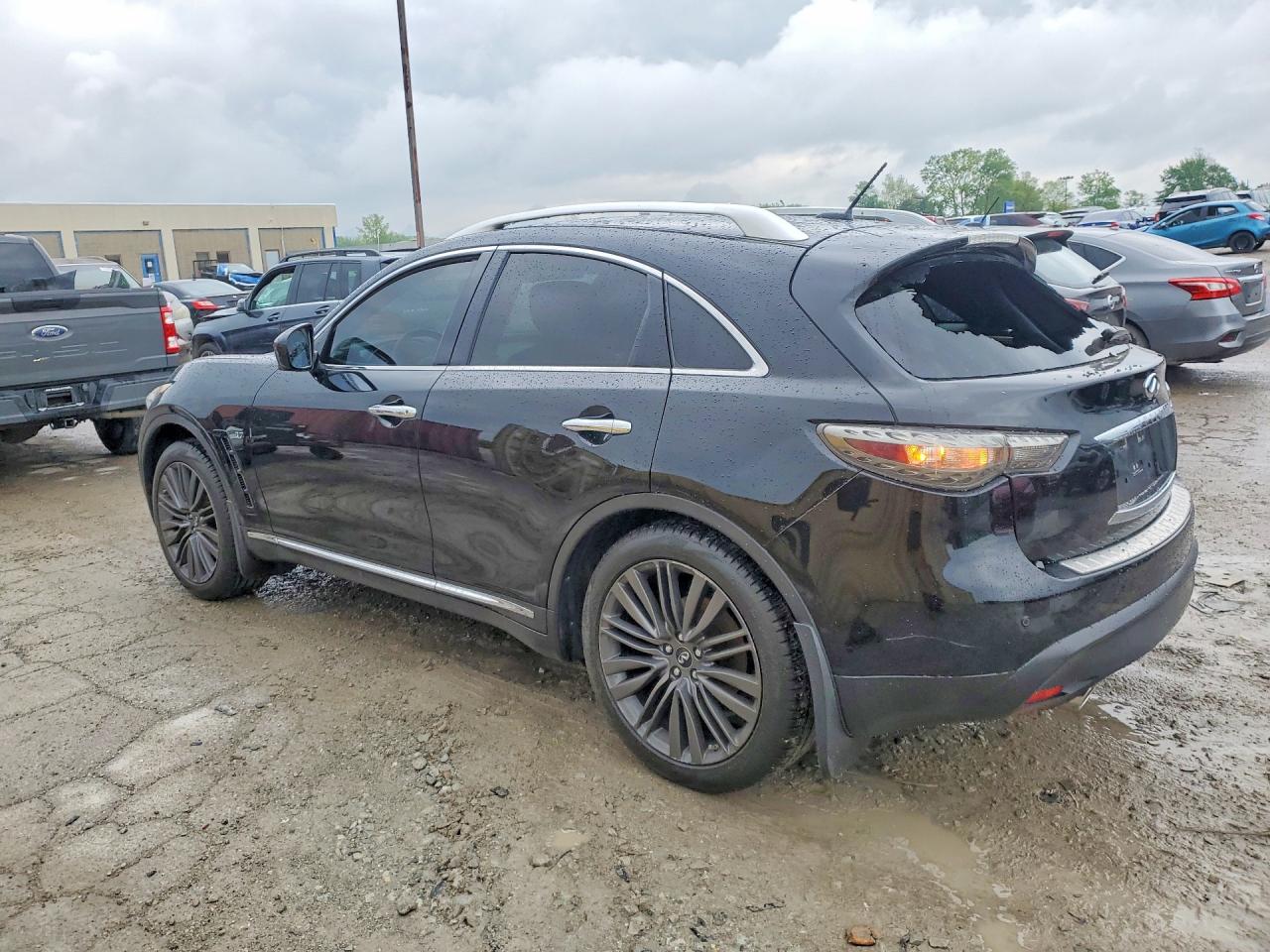INFINITI Qx Base
