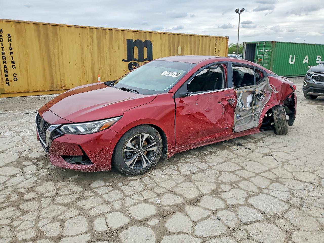 Salvage Nissan Sentra Image