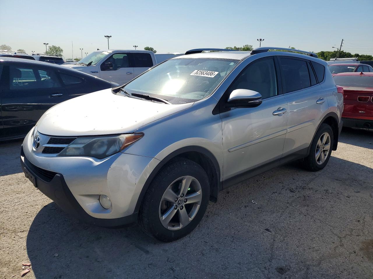 Salvage Toyota RAV4 Image