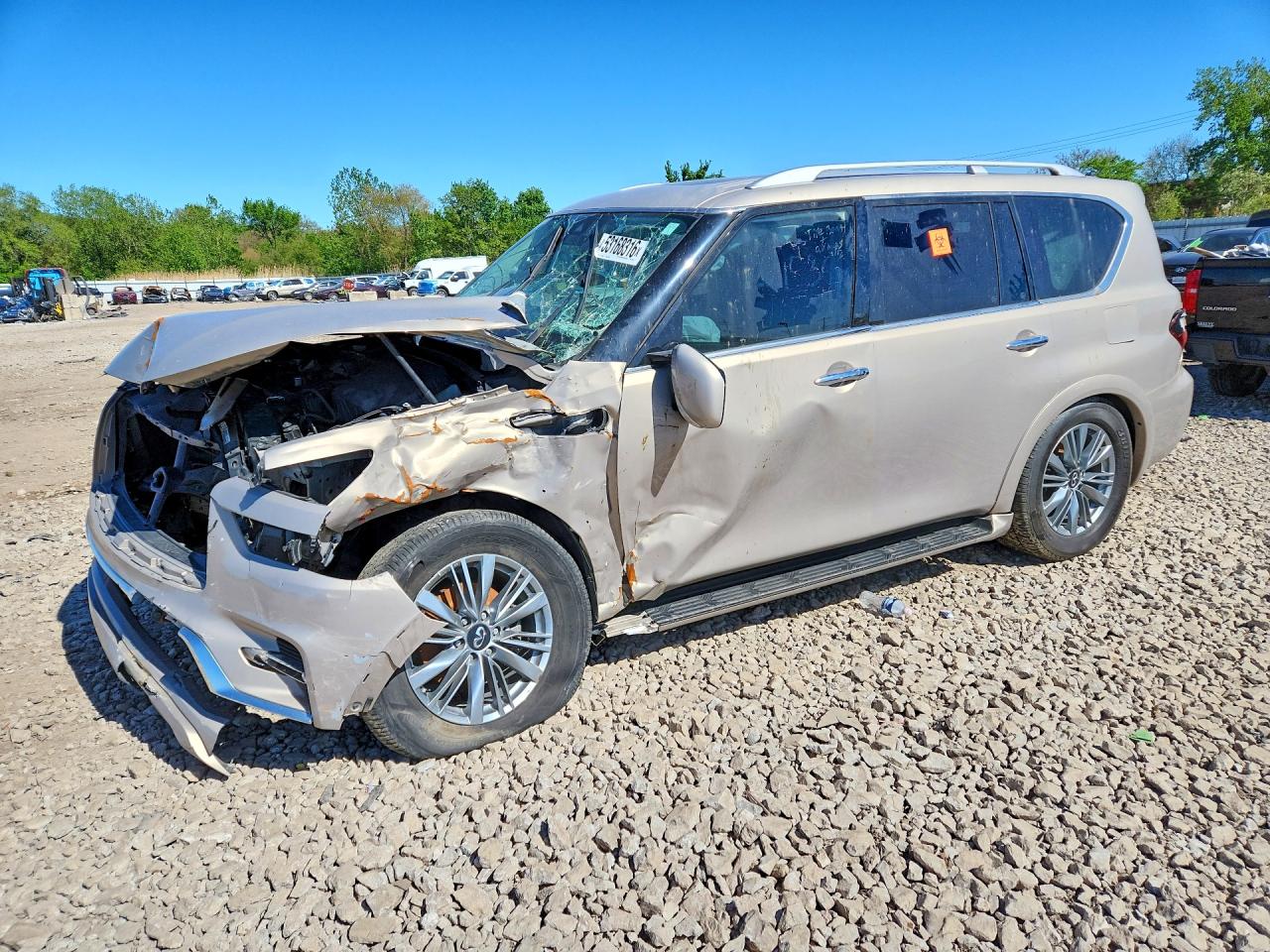 Salvage INFINITI Qx Image