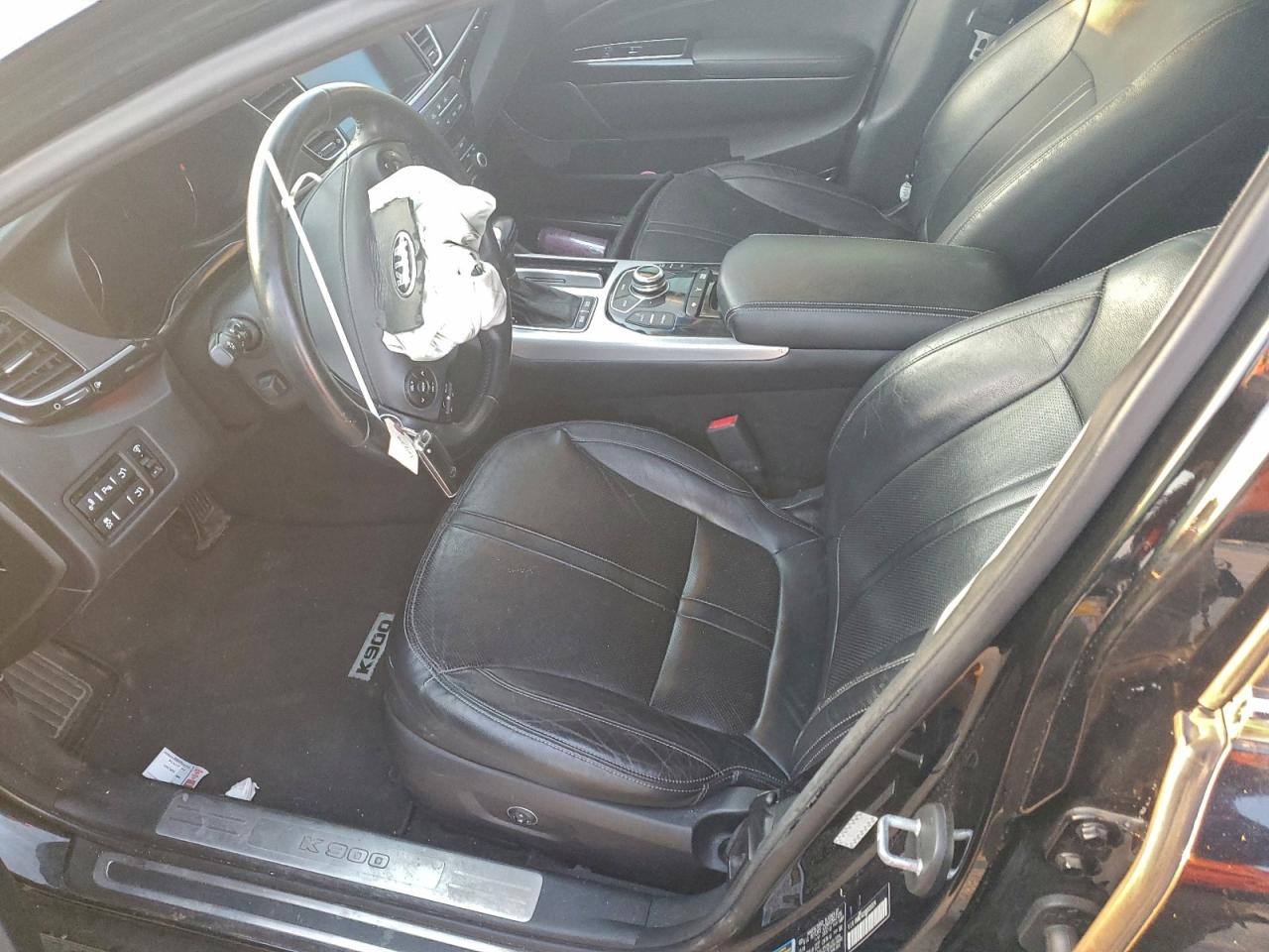 Kia K900 Premium V6