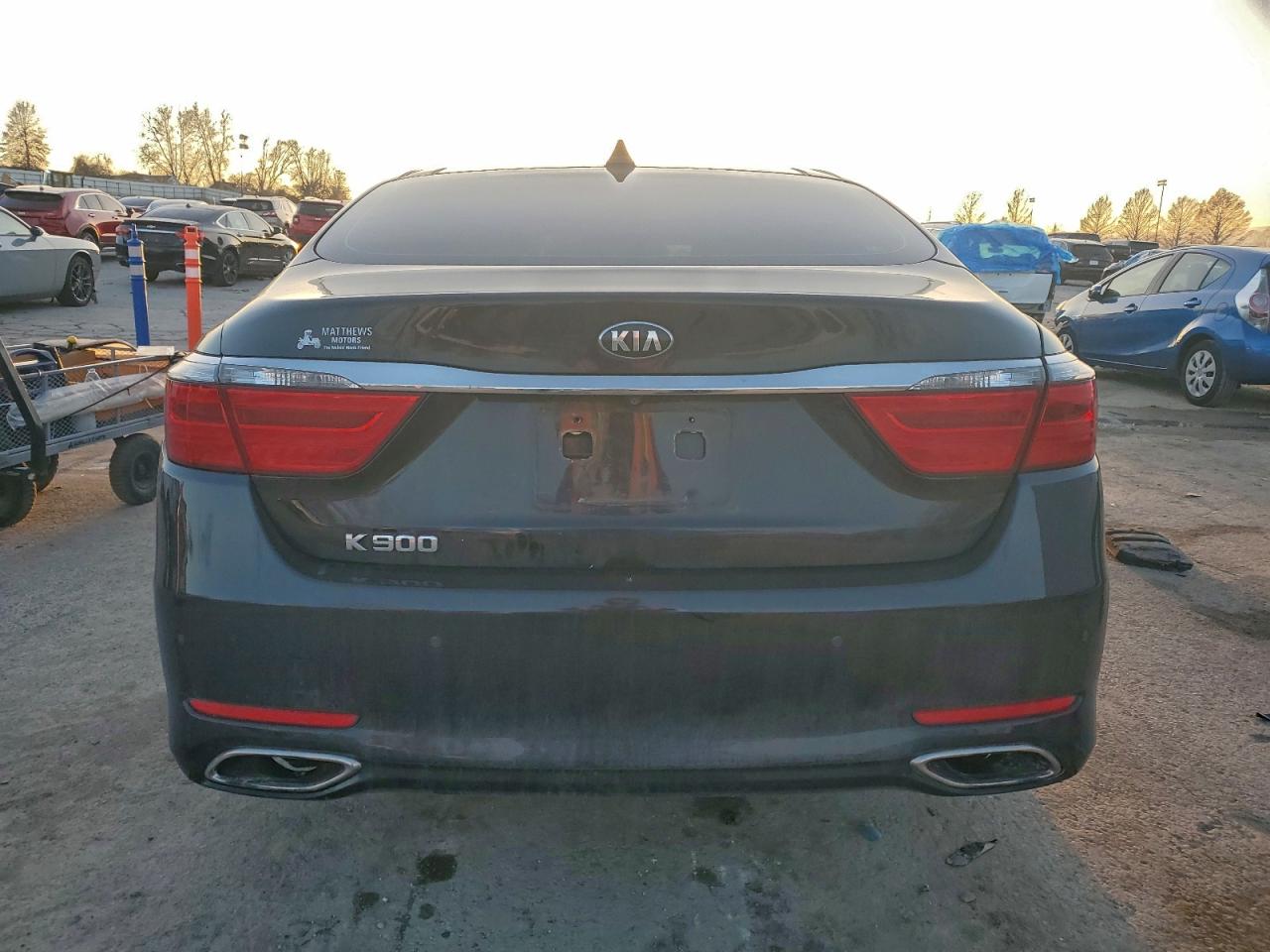 Kia K900 Premium V6