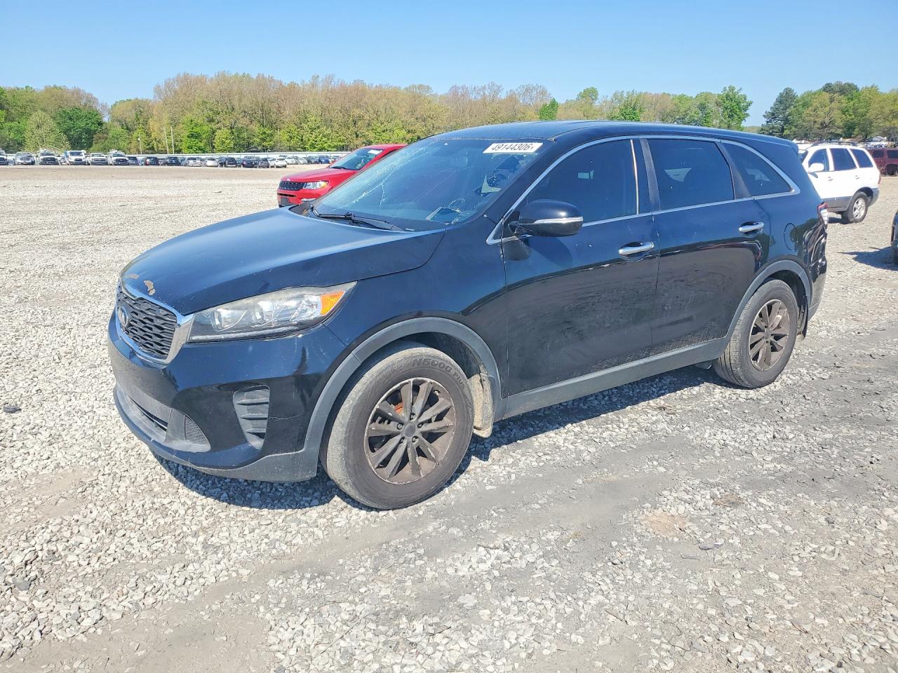 Salvage Kia Sorento Image