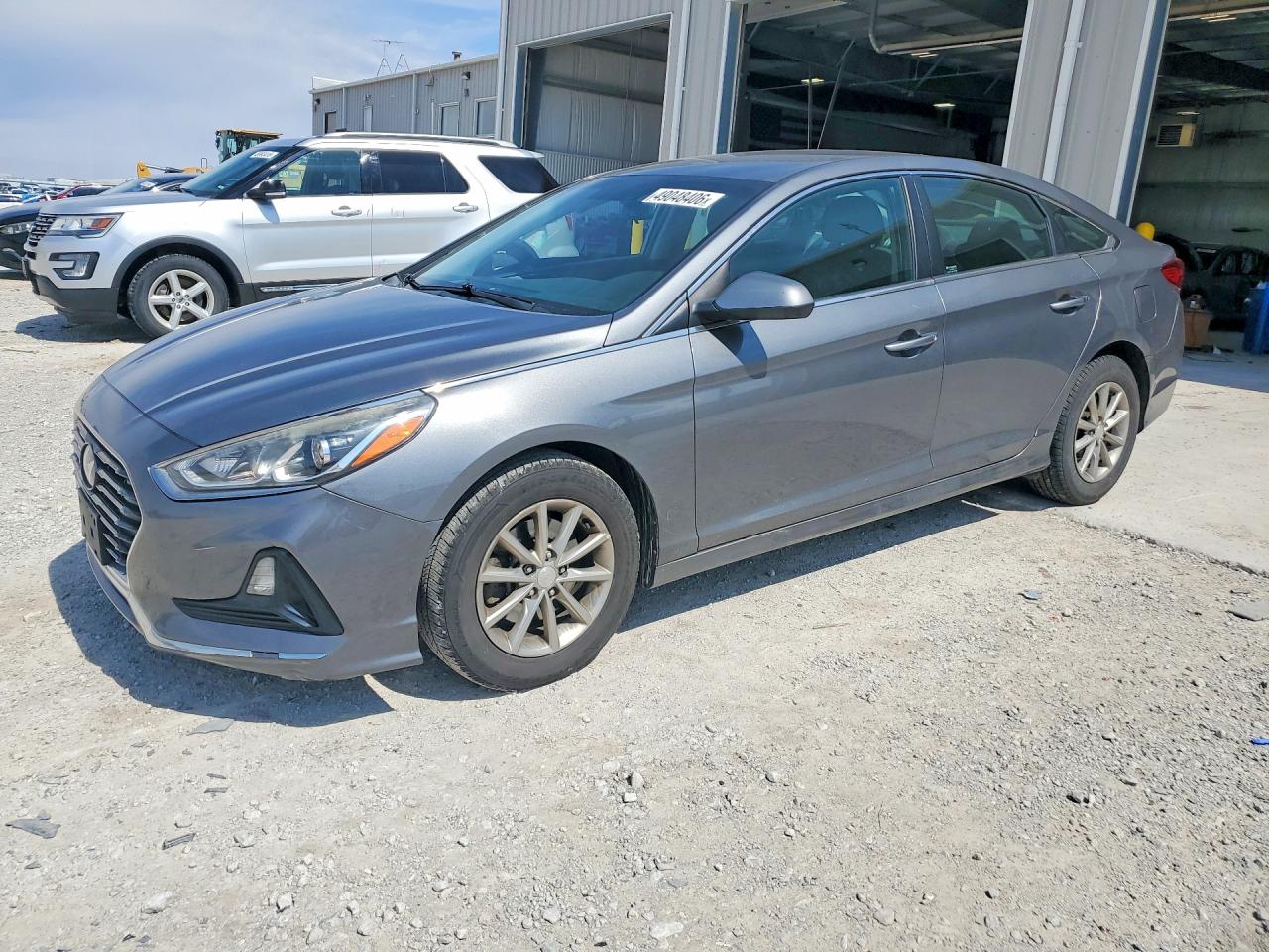 Salvage Hyundai SONATA Image