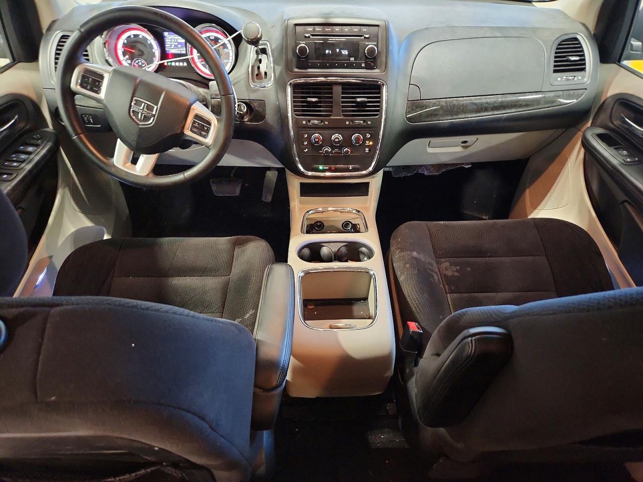 Dodge Caravan Sxt
