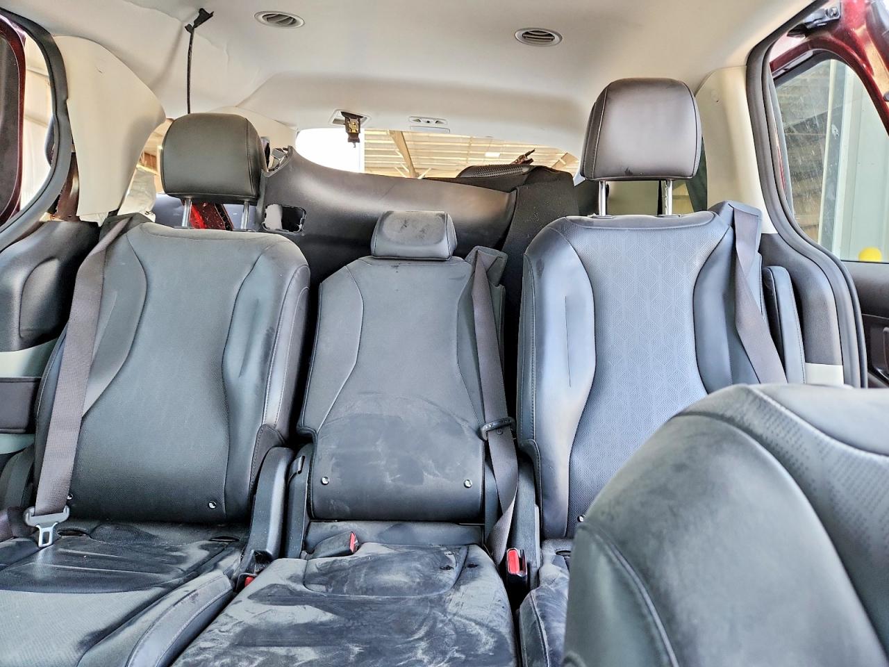 Kia Carnival Lx