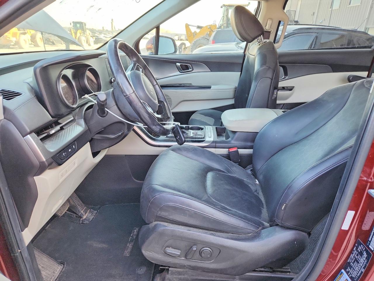 Kia Carnival Lx